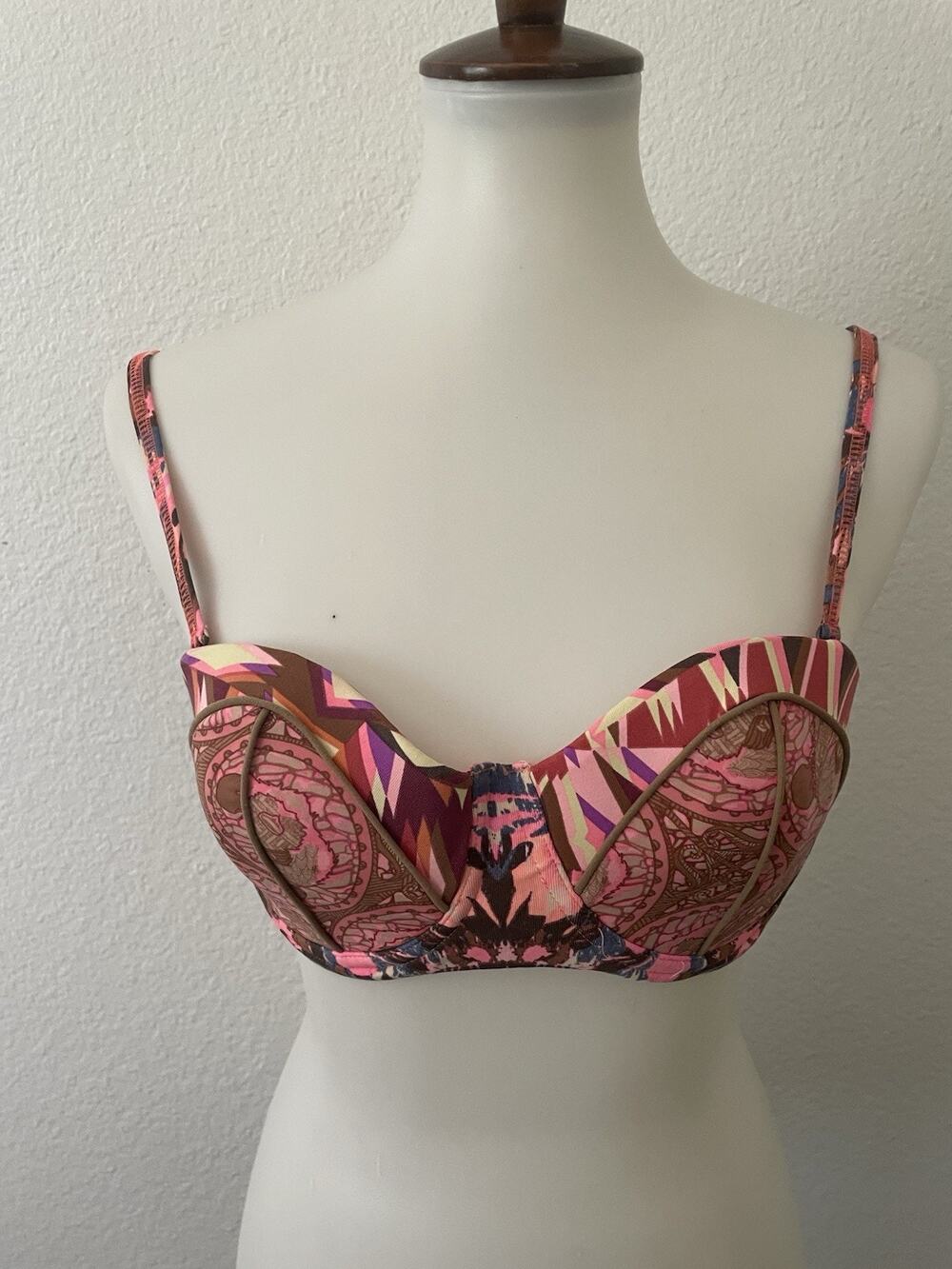Maaji Swim Bikini Top Multicolor Print Swimwear Beach Summer Poolside Bohemian